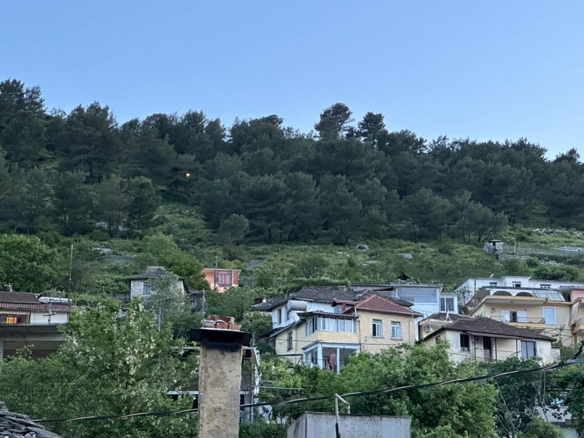 Jons Apartment Gjirokastër المظهر الخارجي الصورة